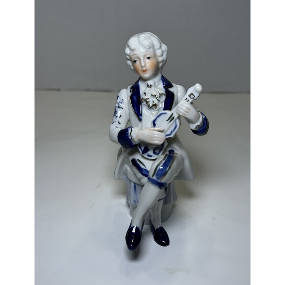 Vintage Victorian/Colonial Couple Playing Music Figurine White/Blue (3 Pc Set) - Picture 6 of 13